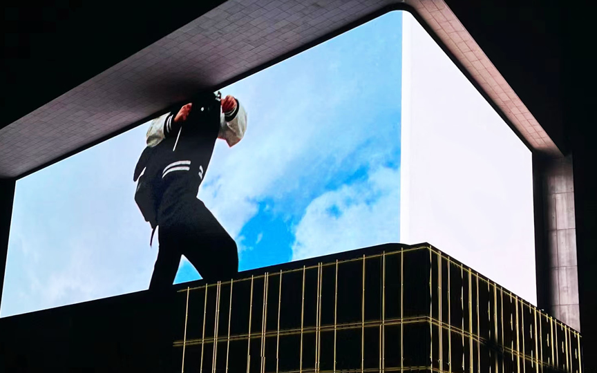 What You Need to Know Before Installing an Outdoor LED Screen